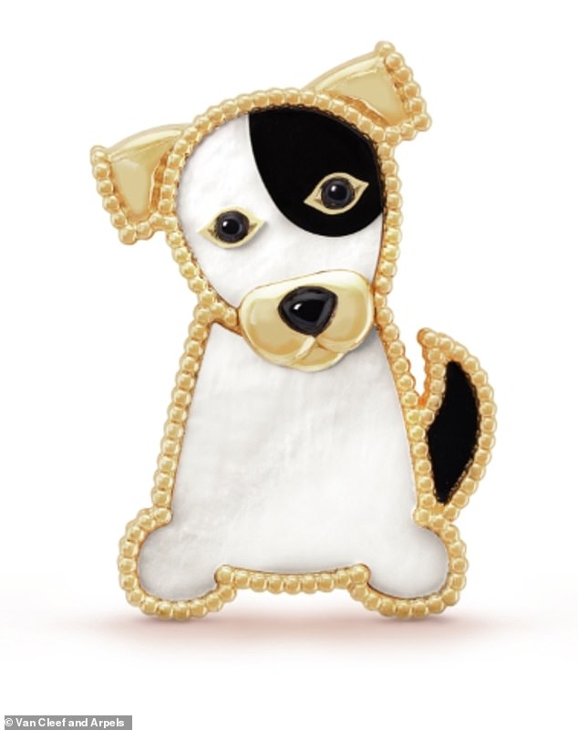 Брошь для собак Lucky Animals от Van Cleef & Arpels стоит 6550 фунтов стерлингов и изготовлена ​​из перламутра, желтого золота и оникса.